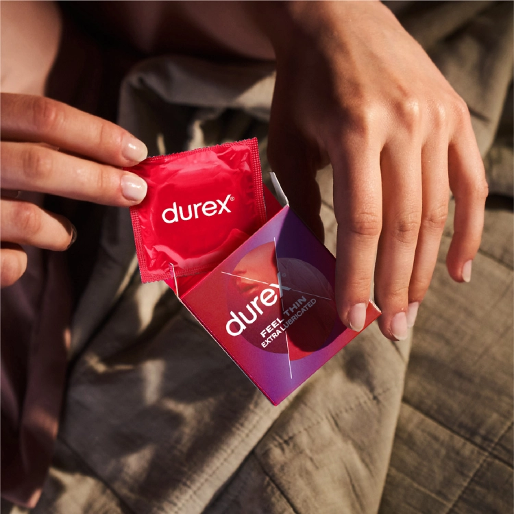 durex-fetherlite-elite-prezerwatywy-z-wieksza-iloscia-lubrykantu-ciensze-3-sztuki-17067876638.jpg