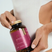 MyBestSlim-Suplement-na-Odchudzanie-Spirulina-Kofeina-MyBestPharm-180-kaps-Stan-opakowania-oryginalne.jpg