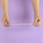 wkladki-urologiczne-dla-kobiet-seni-lady-slim-micro-long (2).jpg