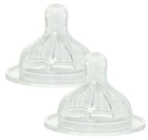 zul_pm_Zestaw-silikonowych-smoczkow-antykolkowych-do-butelek-2-szt-rozmiar-M-6-m-Le-Biberon-Francais-19346_4 (1).jpg