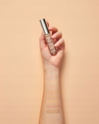 DEBORAH-24ORE-PERFECT-Korektor-w-plynie-wodoodporny-5-5g-02-BEIGE-Wlasciwosci-kryjacy