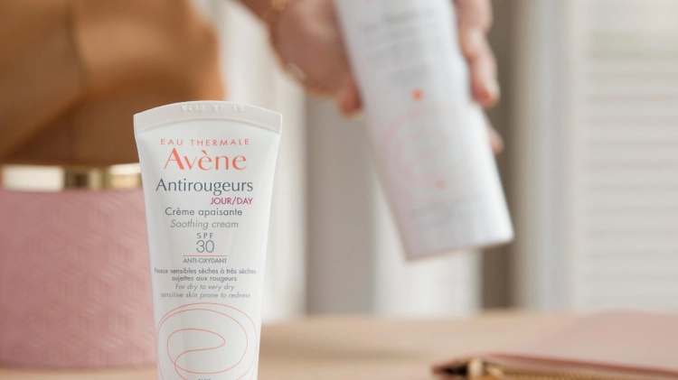 AV_%20Antirougeurs_Day%20Soothing%20Cream-Spray_social_post_3282770203554_HD