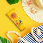 dax-sun-active-ultra-lekki-krem-ochronny-do-twarzy-spf30-50ml.jpg