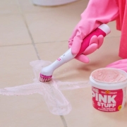pasta-do-czyszczenia-pink-stuff-850-g.2.1.png