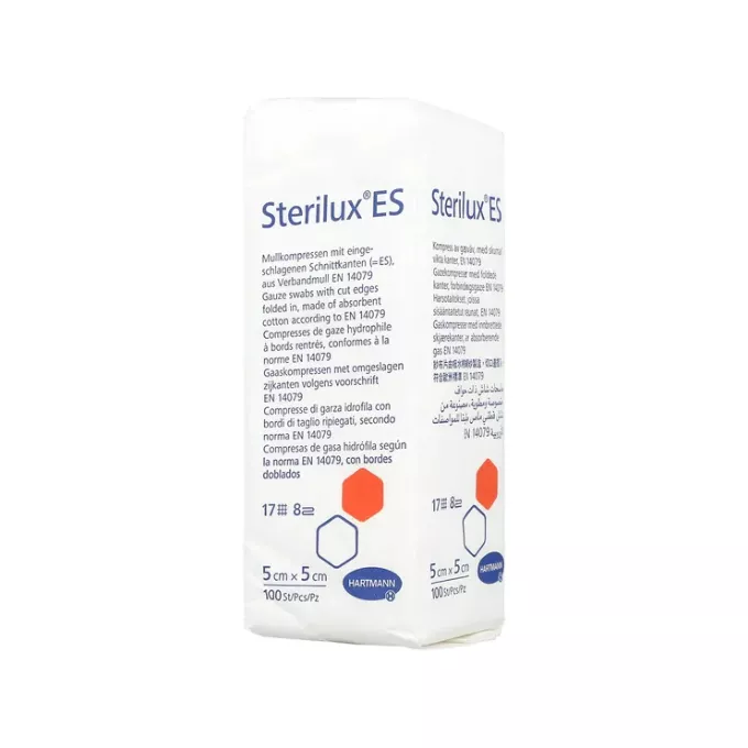 Sterilux-ES-kompresy-niejalowe-z-gazy-17-nitkowe-8-warstwowe-5cm-x-5cm-100-sztuk-106361-680x680.webp