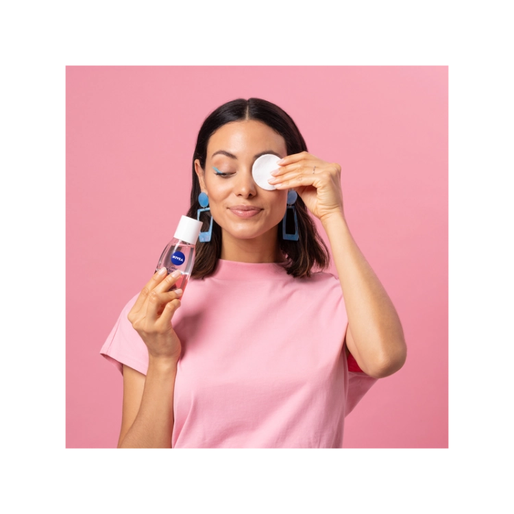 nivea-dwufazowe-plyny-do-demakijazu-oczu-125ml (4).jpg